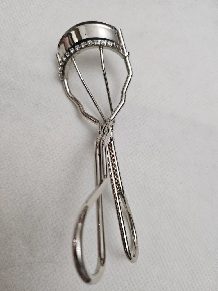 Eyelash Curler thumbnail