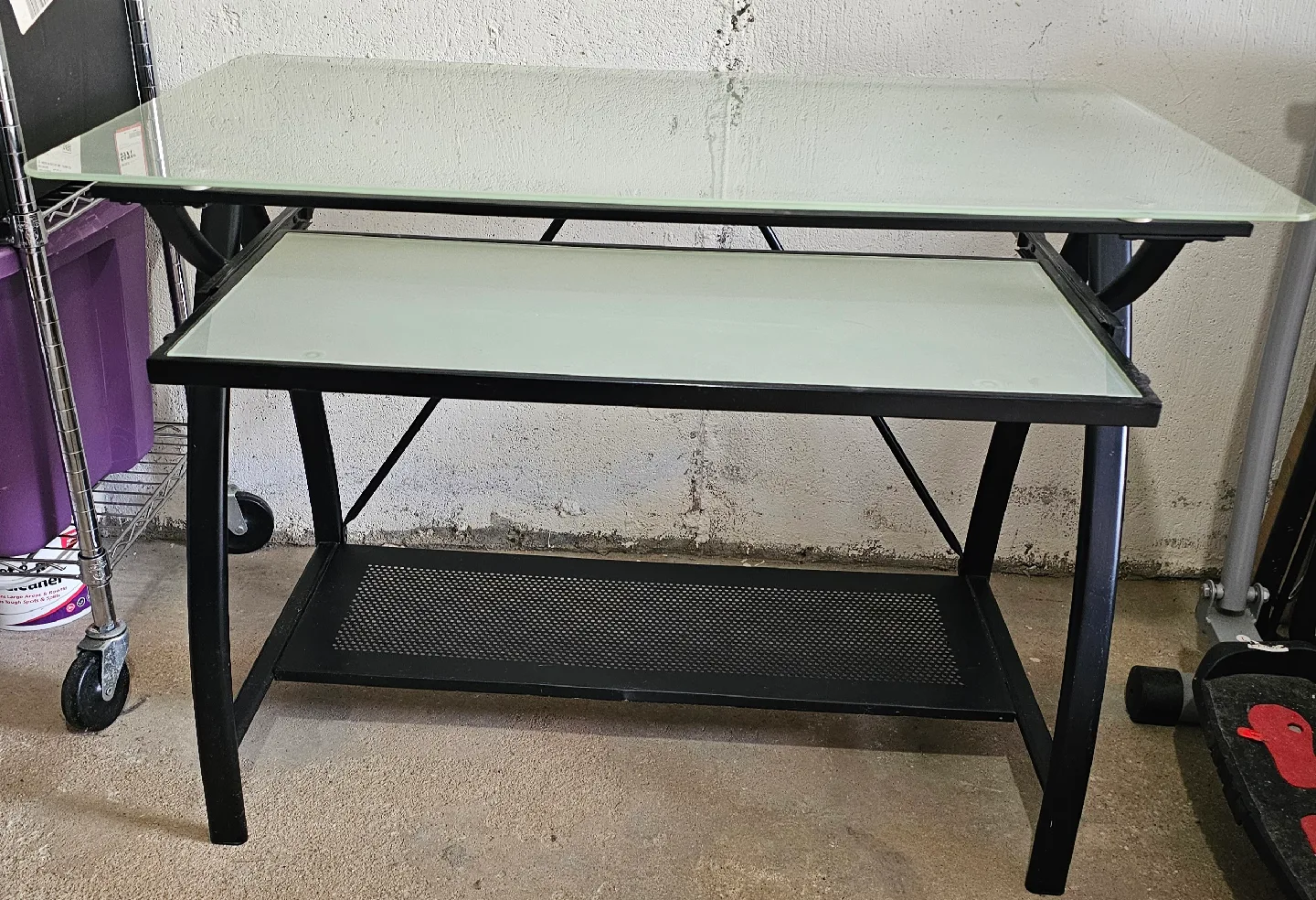 Glass Top Desk - Black Frame image indicator(2)