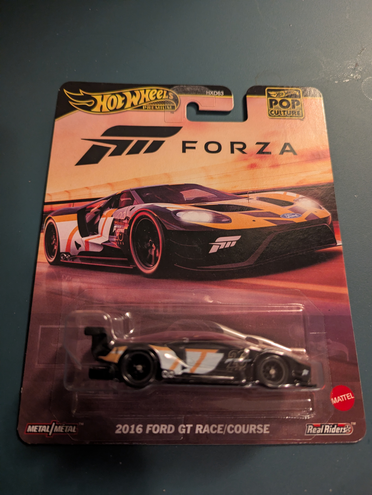 Hot Wheels Premium Forza 2016 Ford GT Race Car