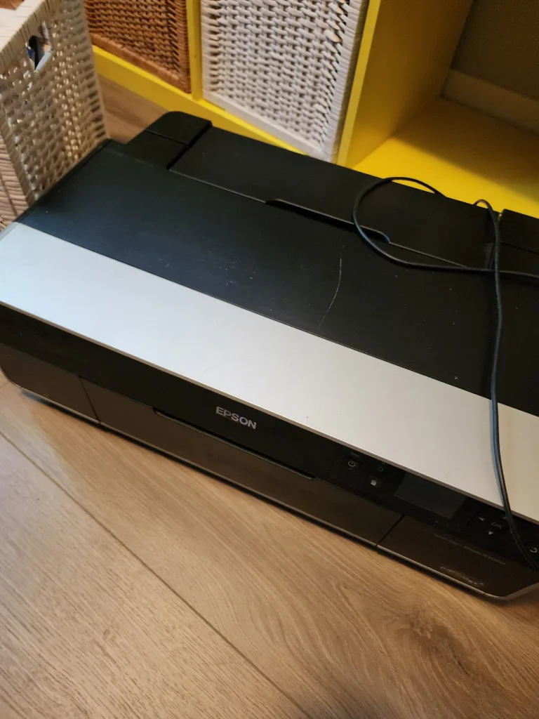 Epson Stylus Photo R3000 Printer + Ink Cartridges image indicator(5)