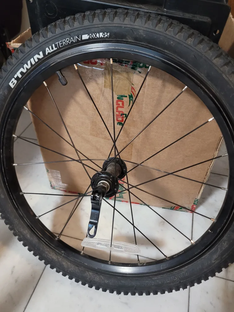 BTWIN Allterrain 20x1.95 Bike Wheel