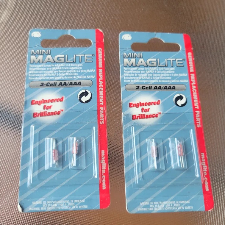 Maglite Mini AA/AAA 2-Cell Flashlight Replacement Lamps thumbnail