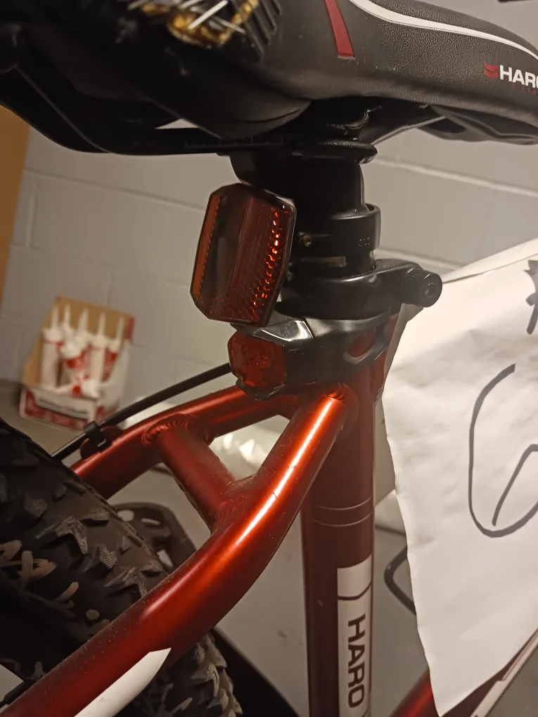 🚲 Red MTB 2013 Haro Flightline Sport - Wheel Art(Flat Tire) image indicator(4)