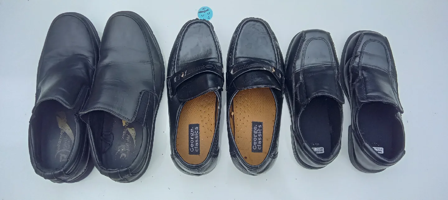 Men's Black Dress Shoes - Size 11 thumbnail