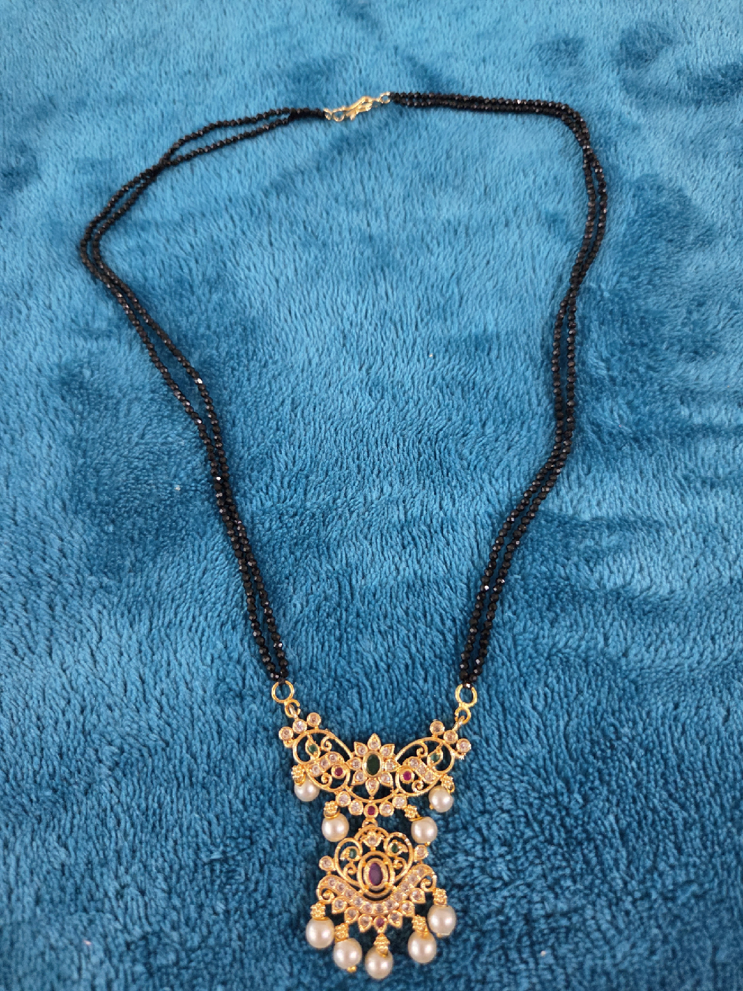 Black Beaded Gold-Tone Necklace with Pearls