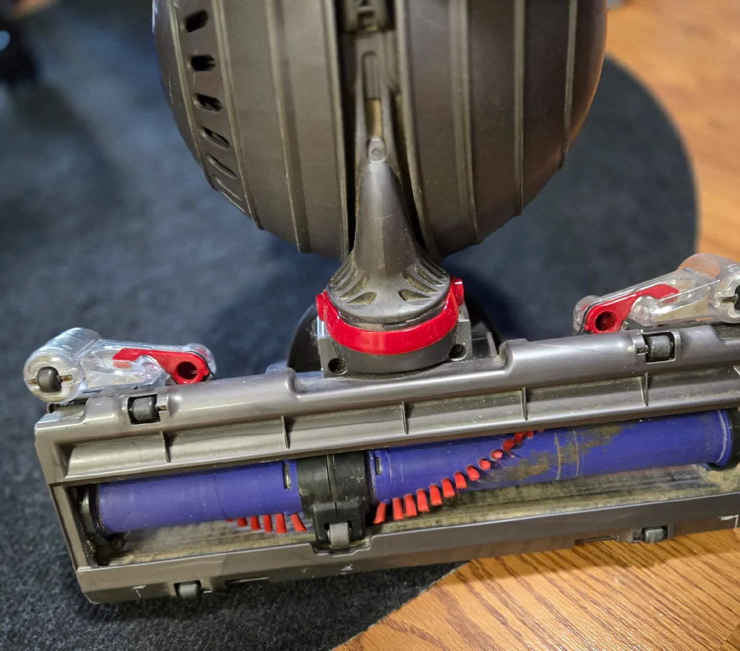 Dyson DC66 Vacuum image indicator(7)