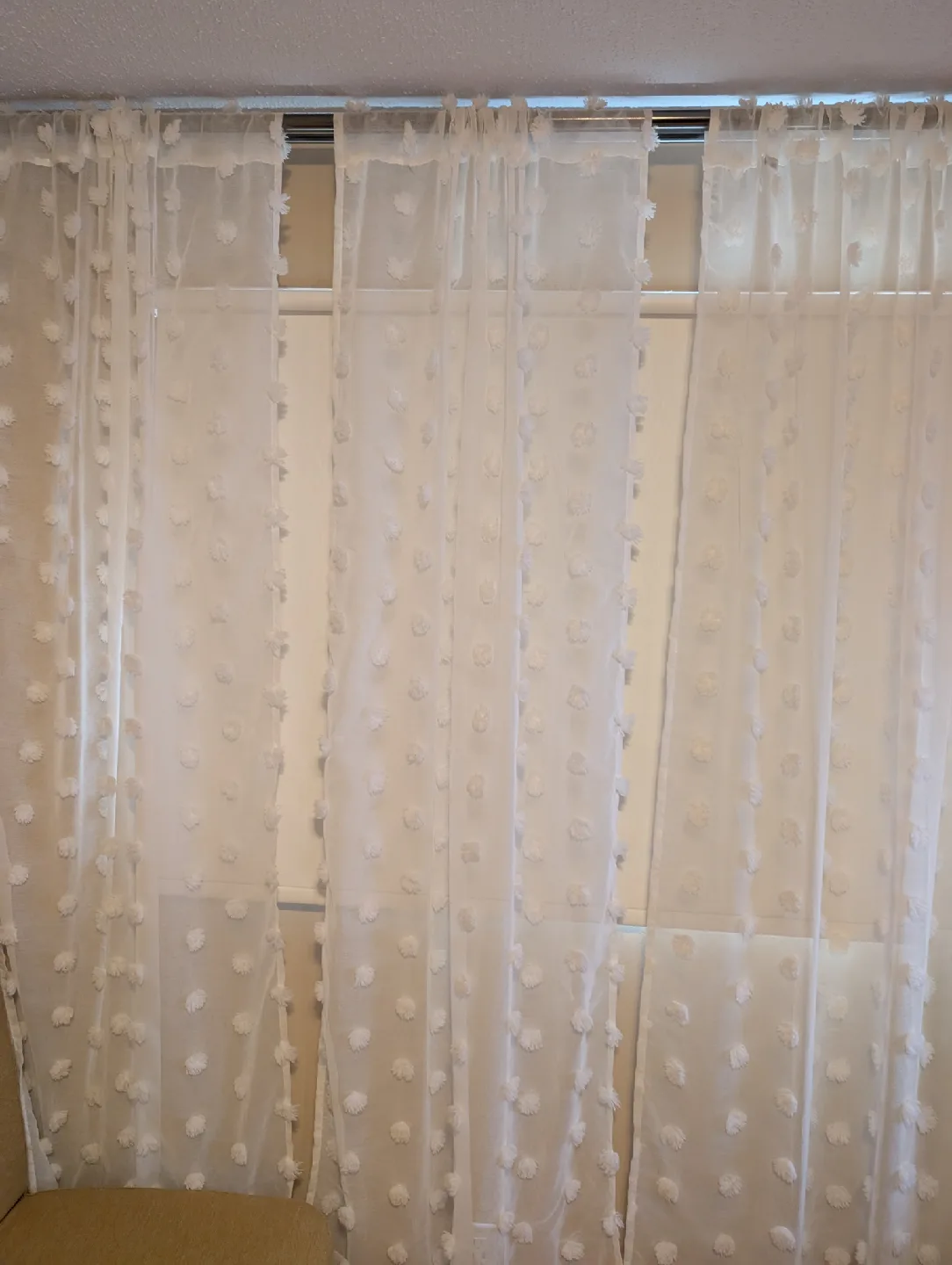 Set of White Sheer Pom Pom Curtains x4 🥕 image indicator(5)