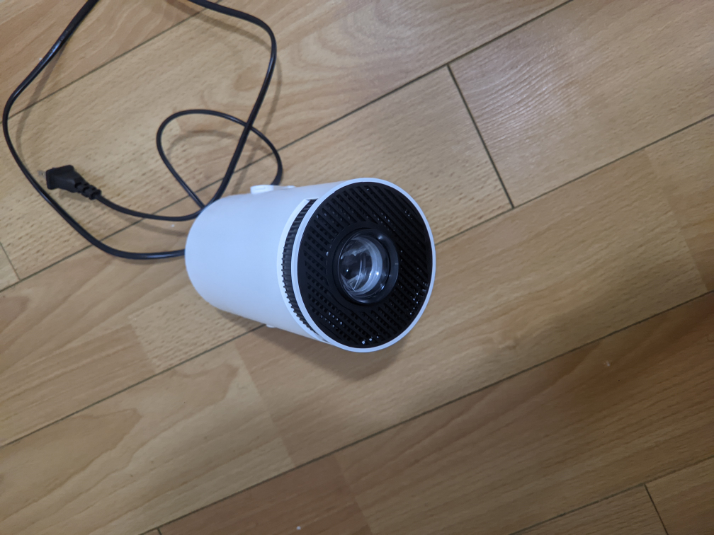 Mini Portable Projector - photo 2