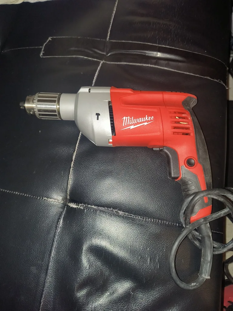 Milwaukee Hammer Drill thumbnail