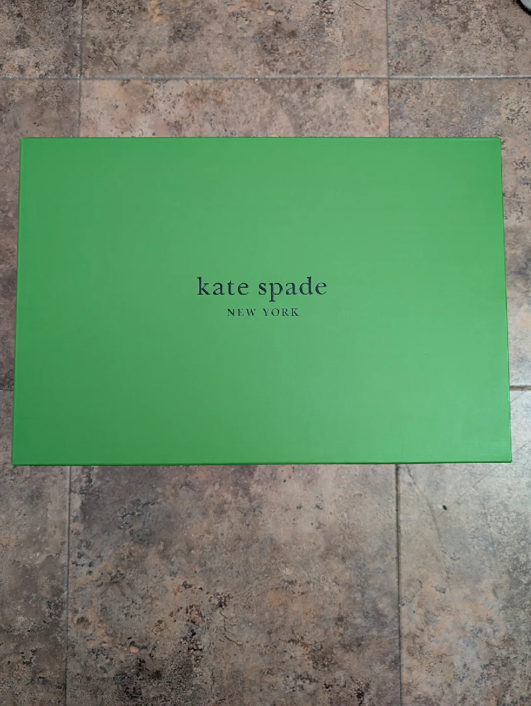 Empty Kate Spade New York Shoe Box for resellers thumbnail