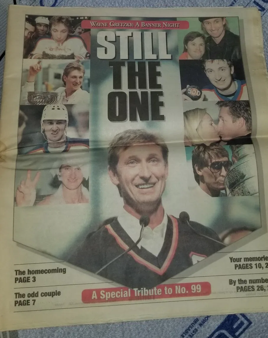 Wayne Gretzky Newspaper Tribute thumbnail
