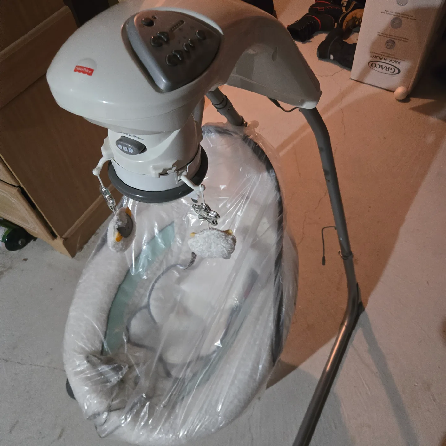 Fisher-Price Cradle 'n Swing - 3 Seat Positions image indicator(4)