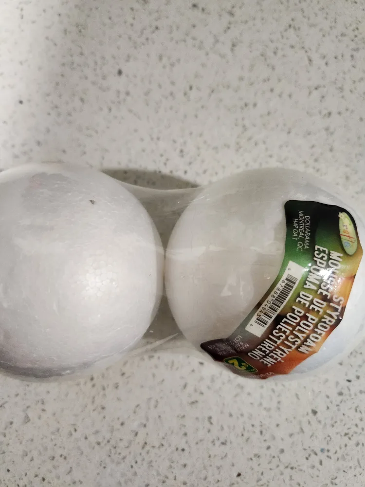 Dollarama Styrofoam Balls, New! thumbnail