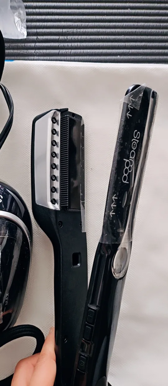 New L'Oréal Steampod 3.0 Hair Straightener thumbnail