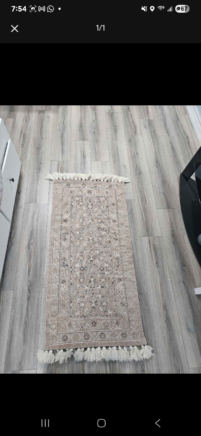 Area Rug with Tassels