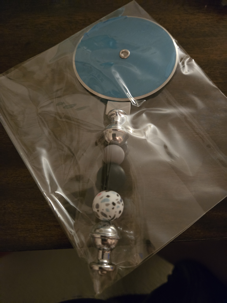 Handmade Beaded Pizza Cutter - photo 2