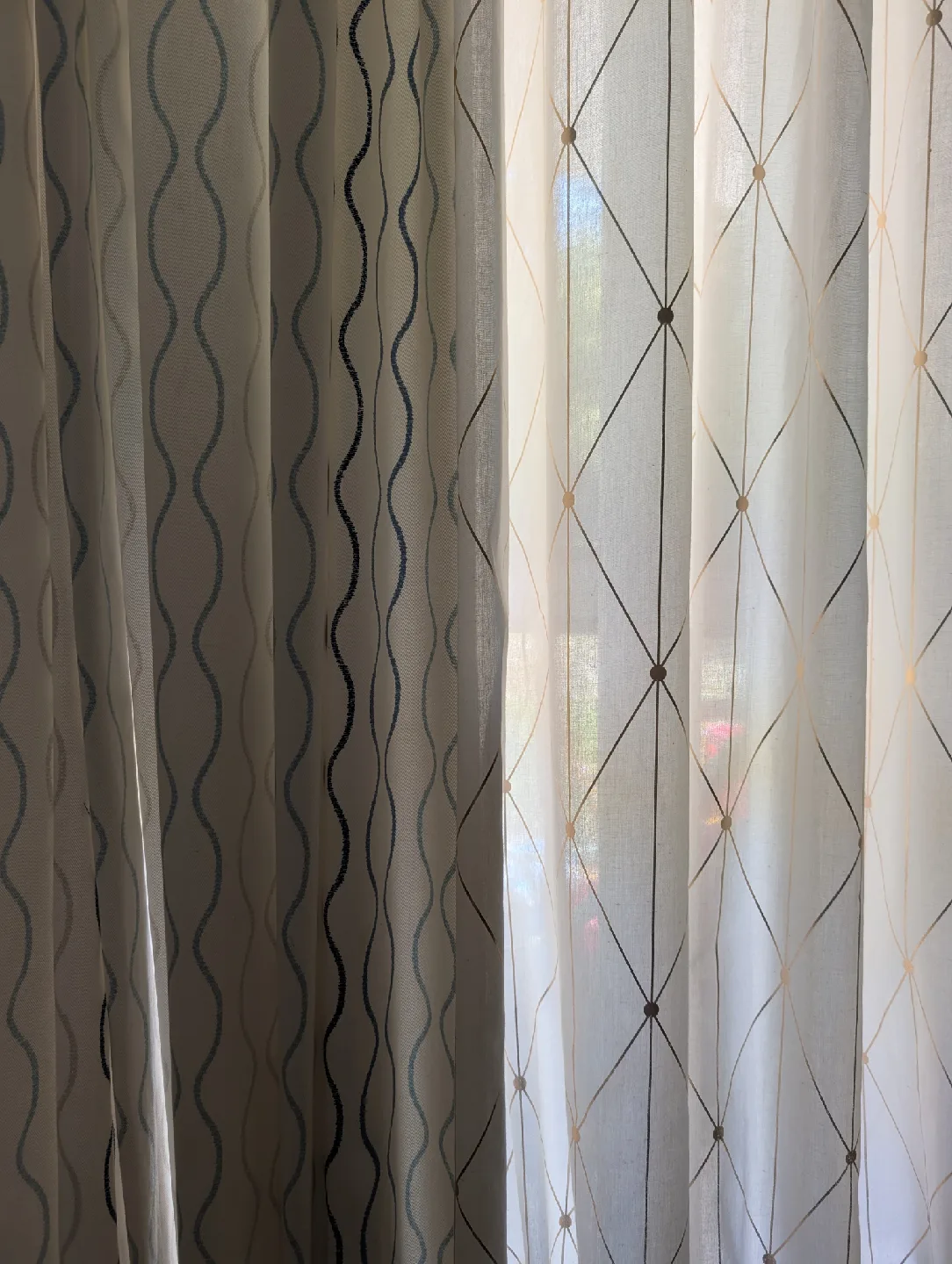 moving sale - Curtains - Set of Ten image indicator(2)