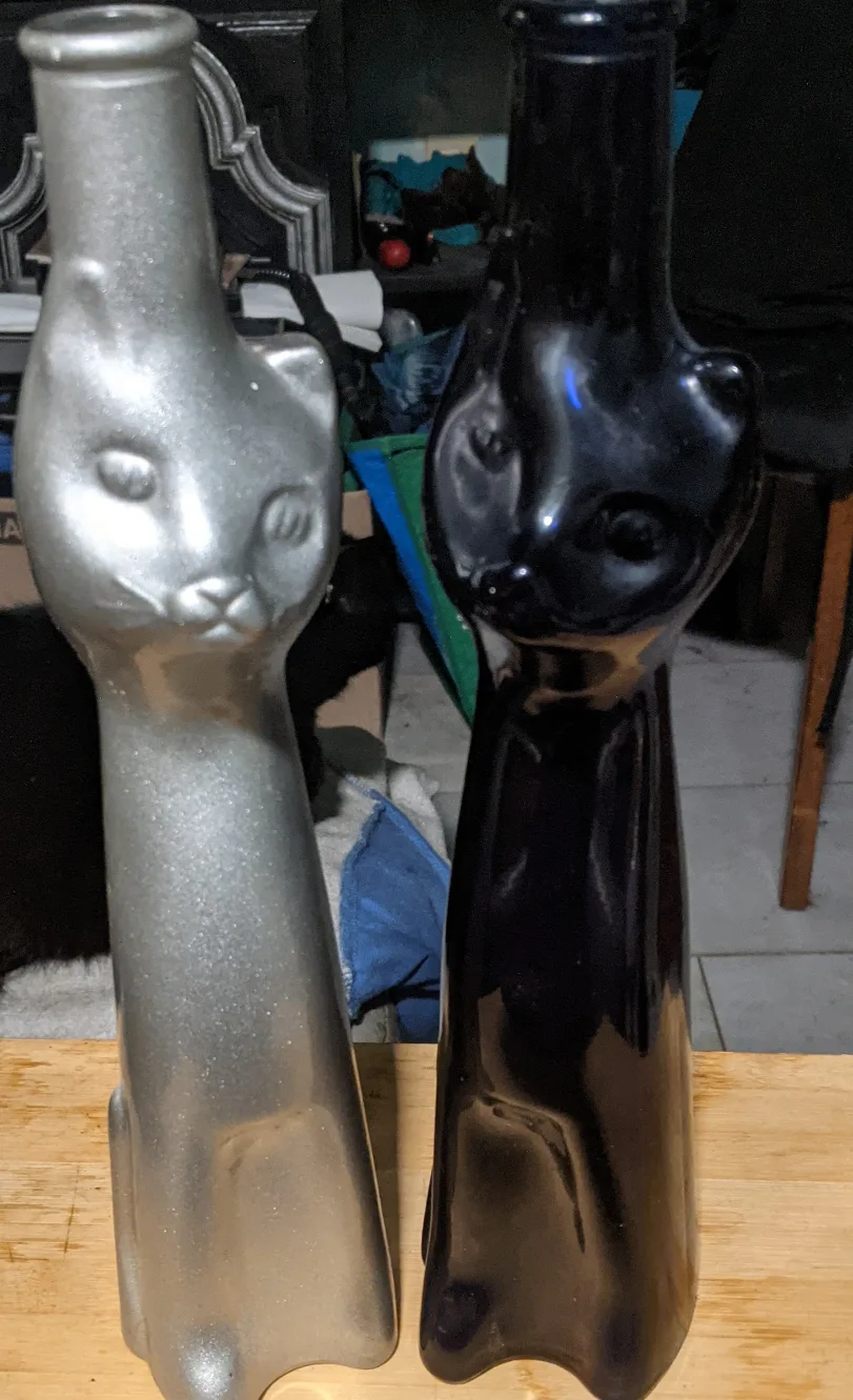 Cat Shaped Bottle Vases - Silver and dark blue thumbnail