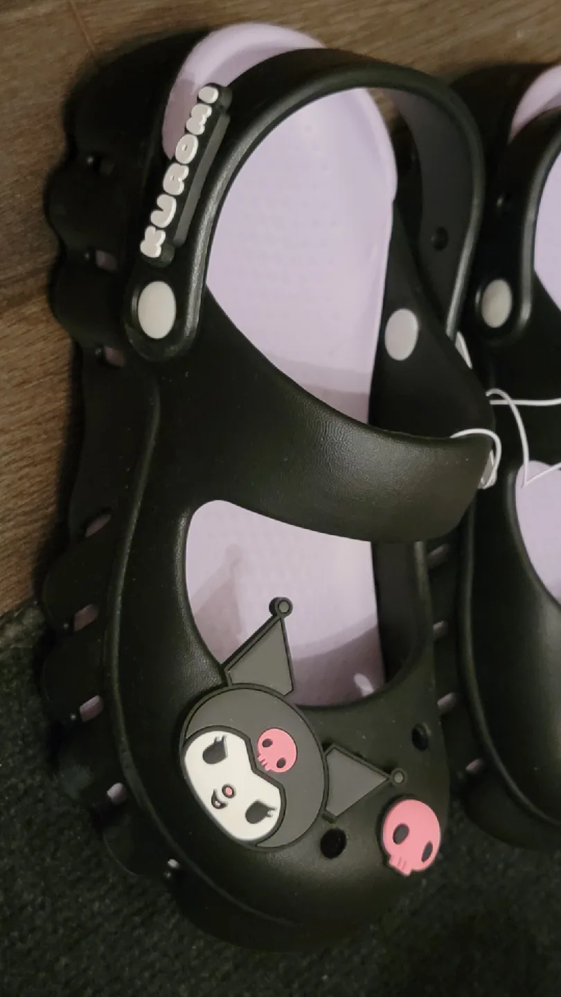 New Sanrio Characters Kuromi Clogs - Size 6/7 image indicator(4)