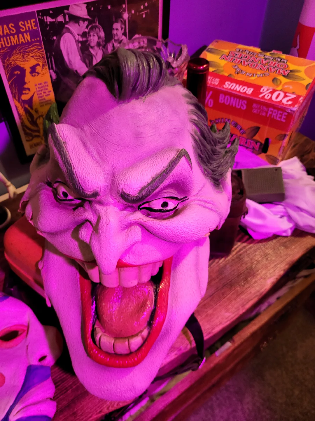 Joker Mask thumbnail