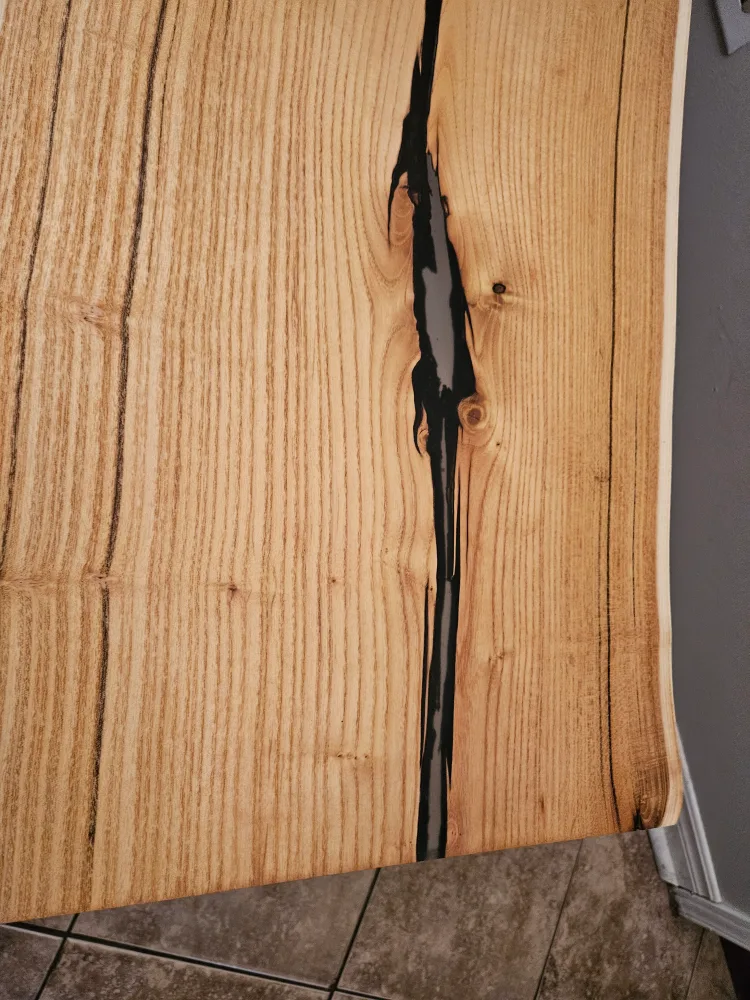 Handmade Wooden coffee Table image indicator(4)