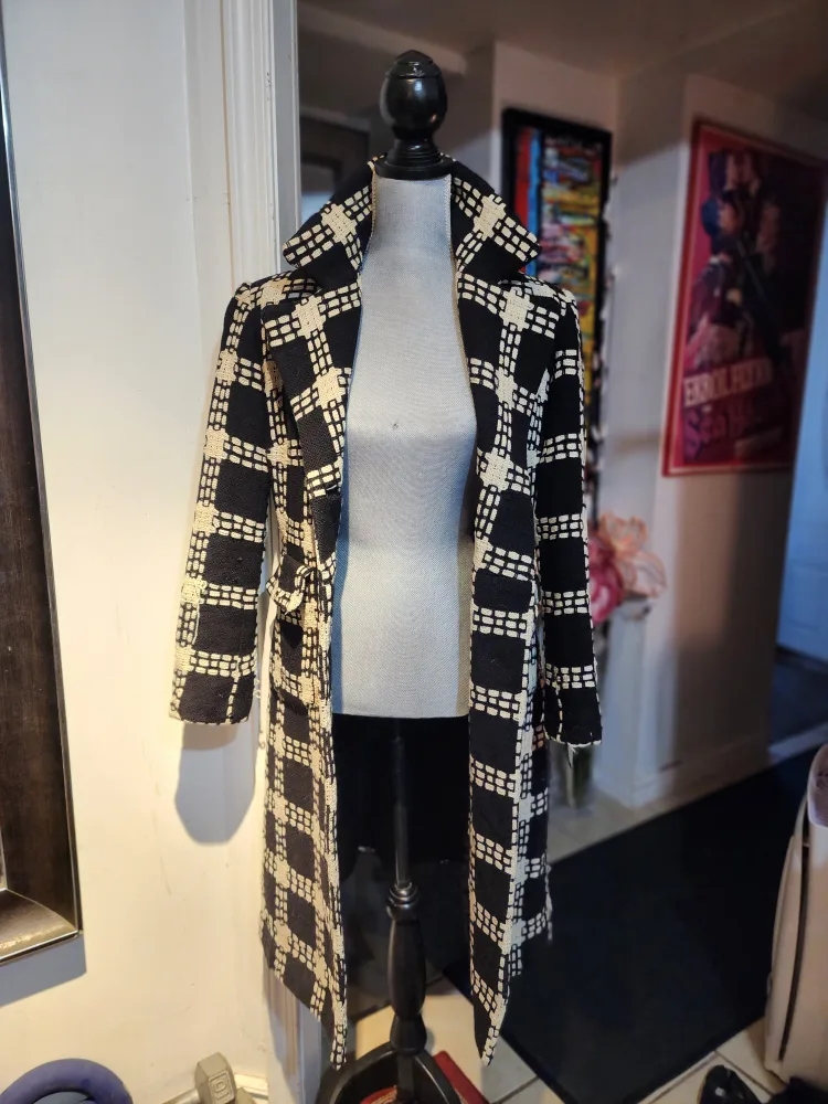 Ross Mayer Black & White Plaid Coat - Size 4 thumbnail