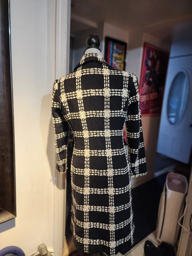 Ross Mayer Black & Off White Plaid Full Length Coat - Size 4 image indicator(3)