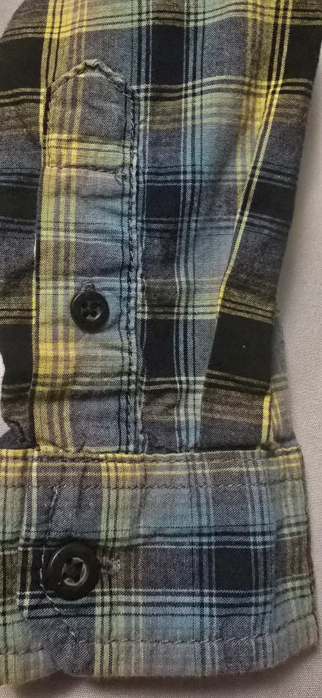 Boys Old Navy Plaid Shirt - Size 6-7 (S) image indicator(6)