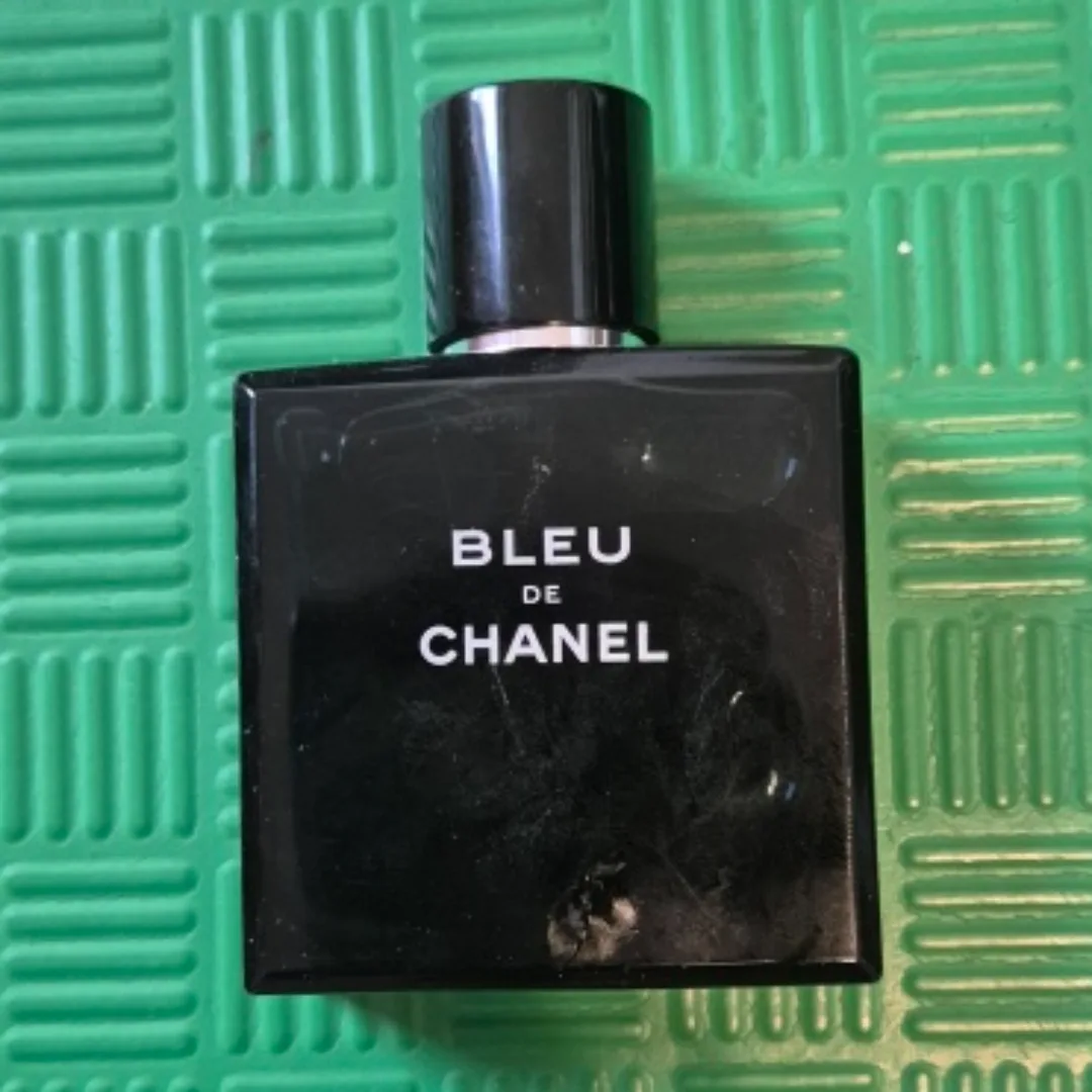 Bleu de Chanel Eau de Toilette 50ml image indicator(4)