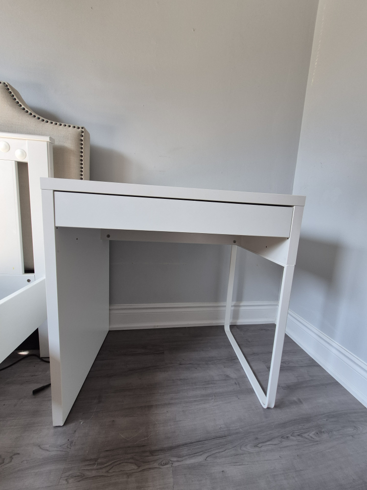 IKEA MICKE White Desk - photo 4