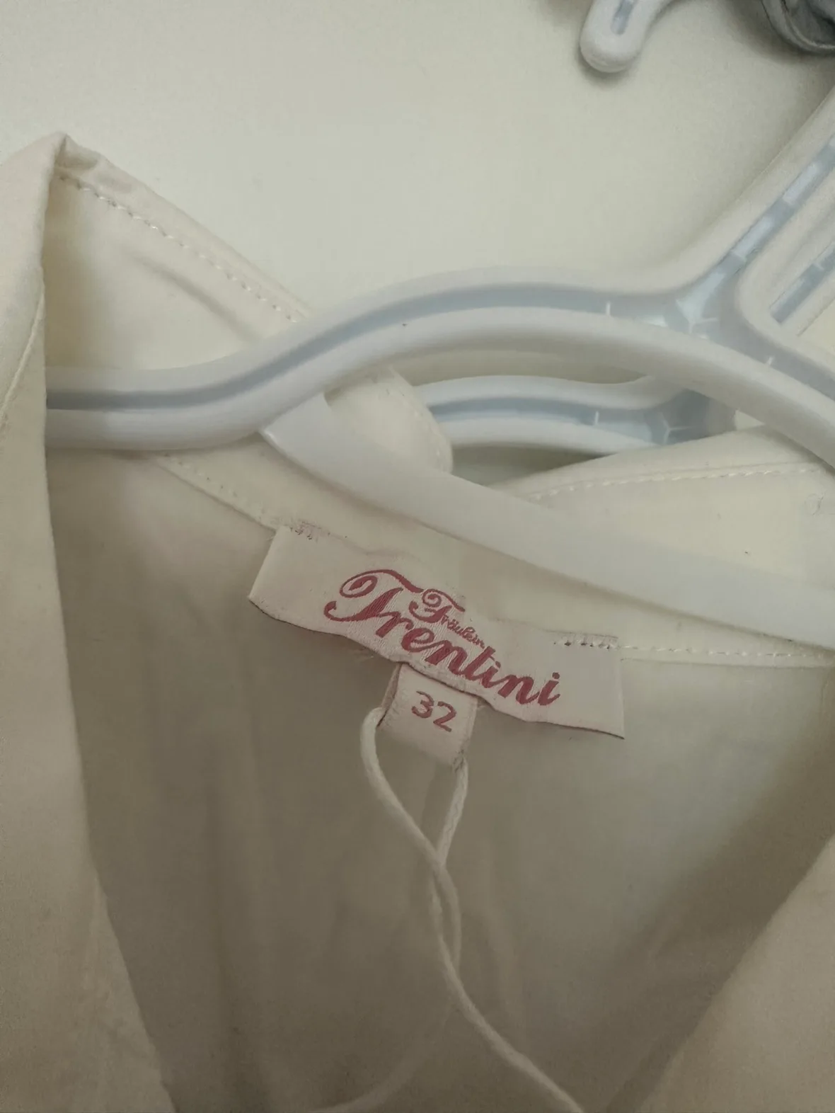 Dirndl set (US size 2) perfect for Oktoberfest! image indicator(3)