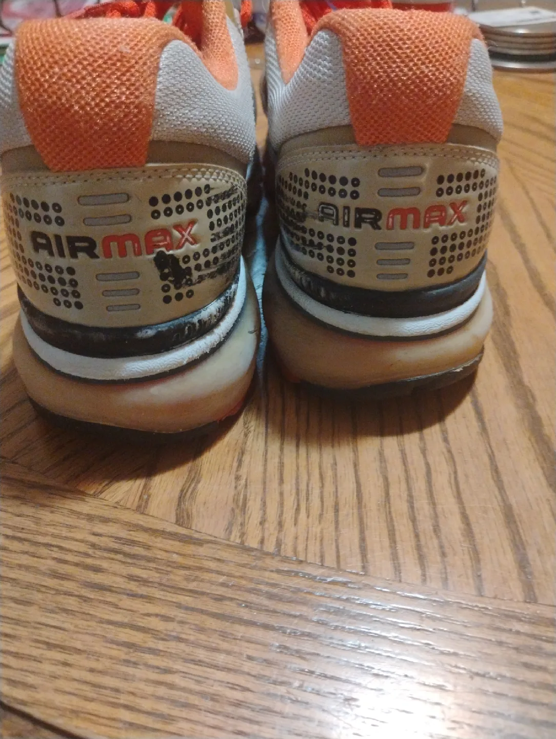 Nike Air max orange size 7 image indicator(2)