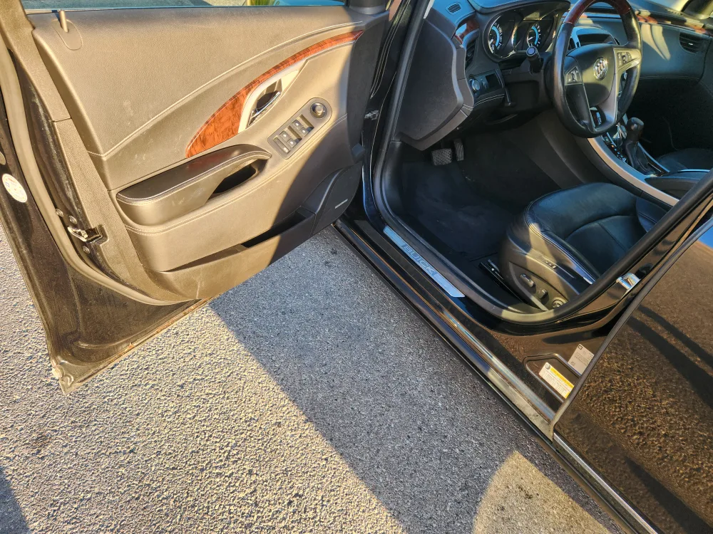 2010 Buick Lacrosse CXL image indicator(7)