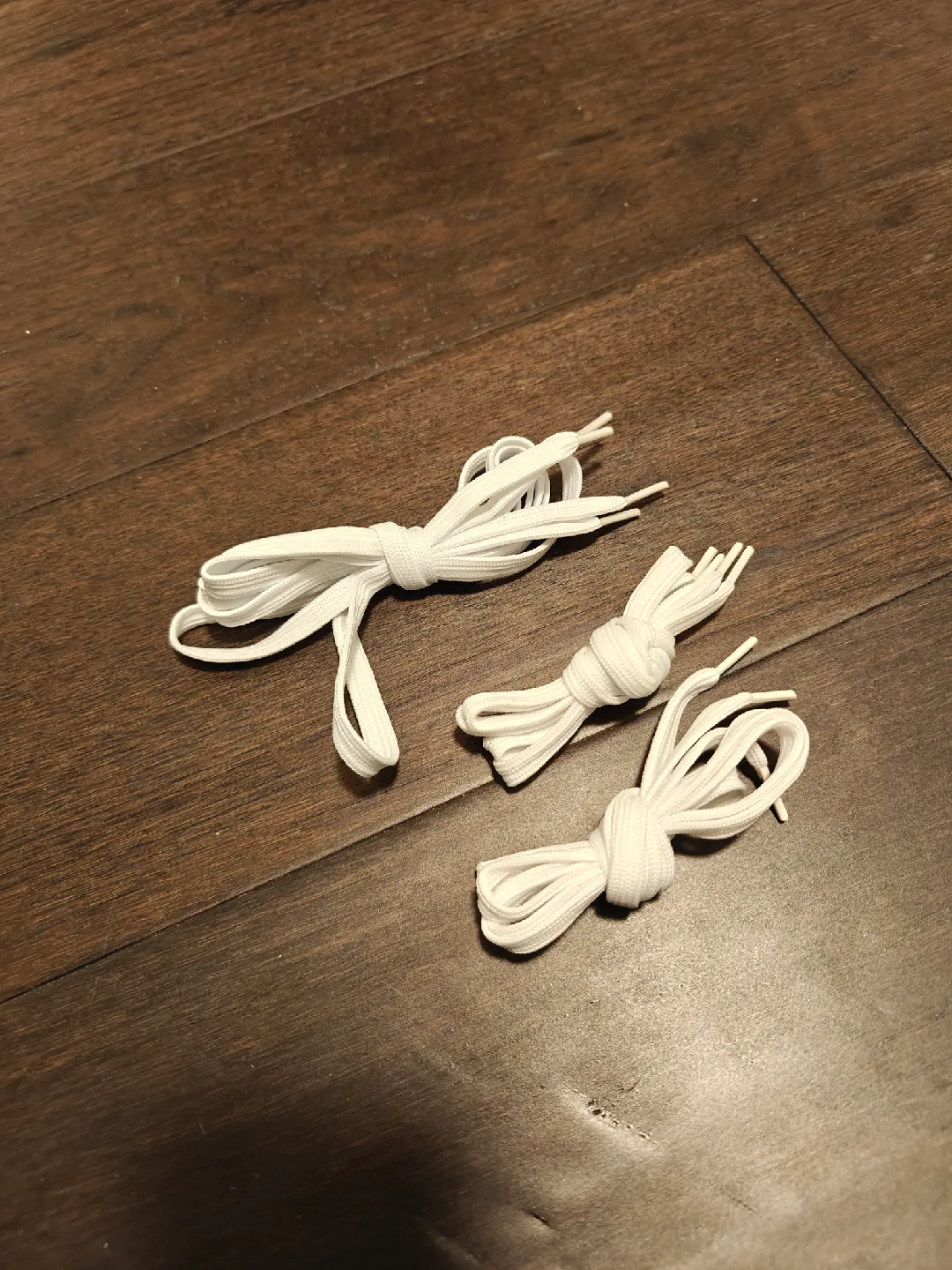 White Shoelaces - Set of 3 thumbnail