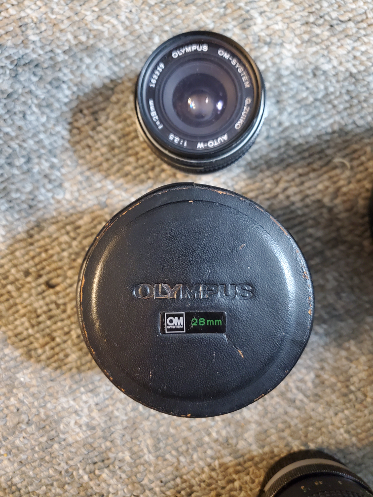 Olympus OM-1 Camera with Zuiko and Vivitar Lenses - photo 4