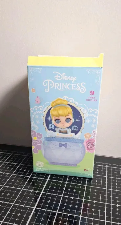 Disney Princess Cinderella Jewelry Box image indicator(2)