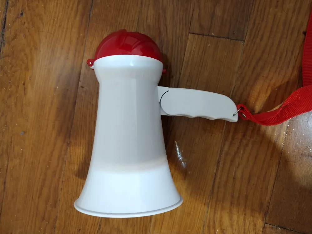 🥕 Post a item for $20 or less: 5 Below Megaphone - Red and White image indicator(3)