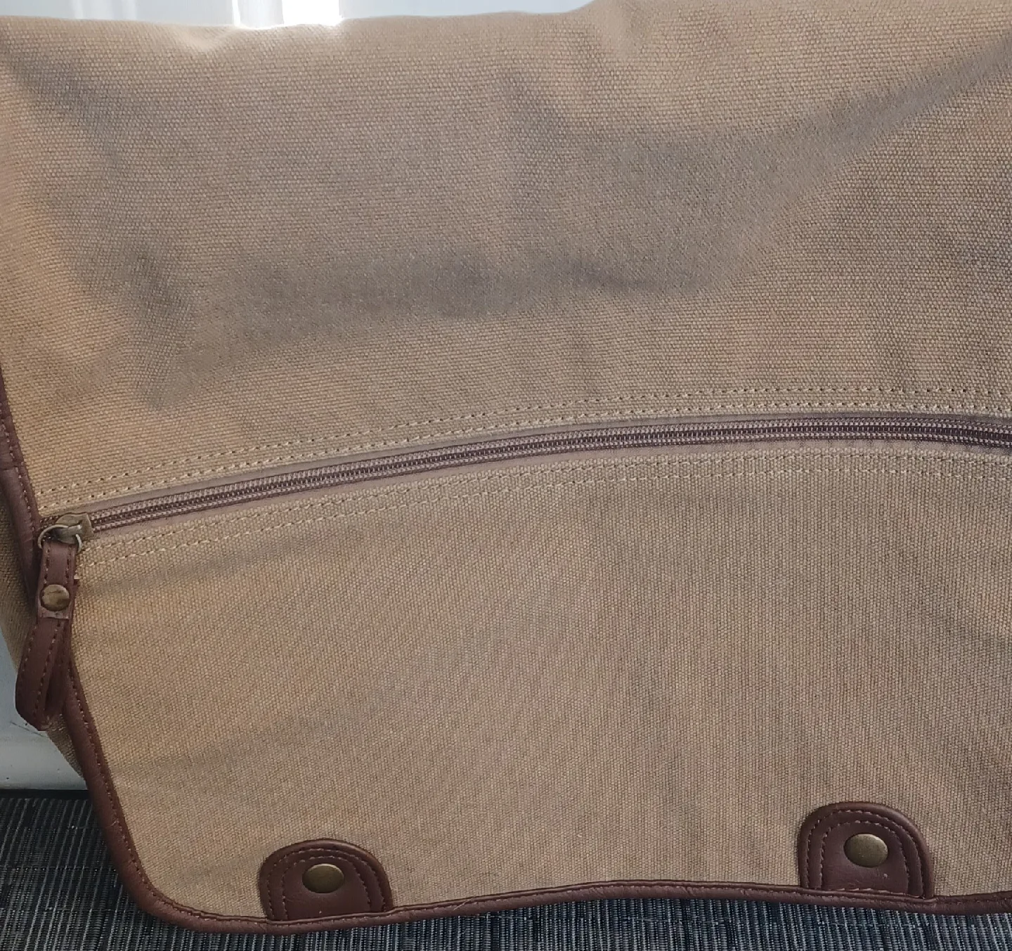 Canvas Shoulder Bag - Khaki image indicator(9)