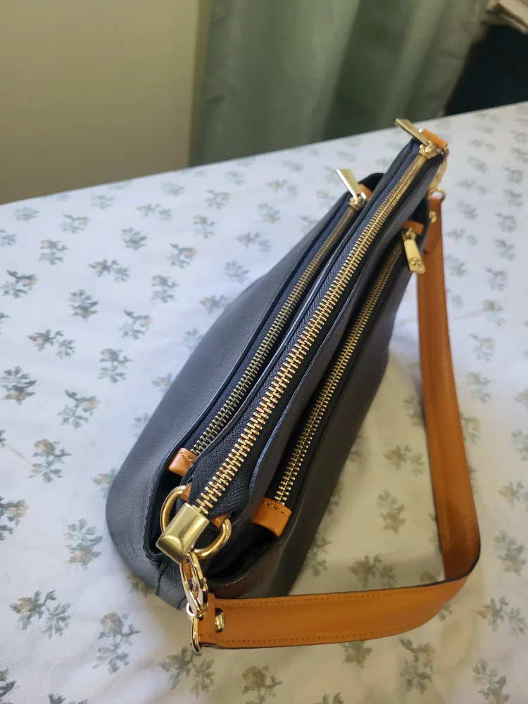 Liviana Firenze Black Leather Shoulder Bag image indicator(5)