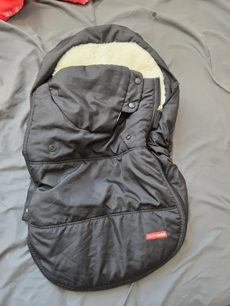 Skip Hop Stroll & Go Three-Season Footmuff - Black image indicator(3)