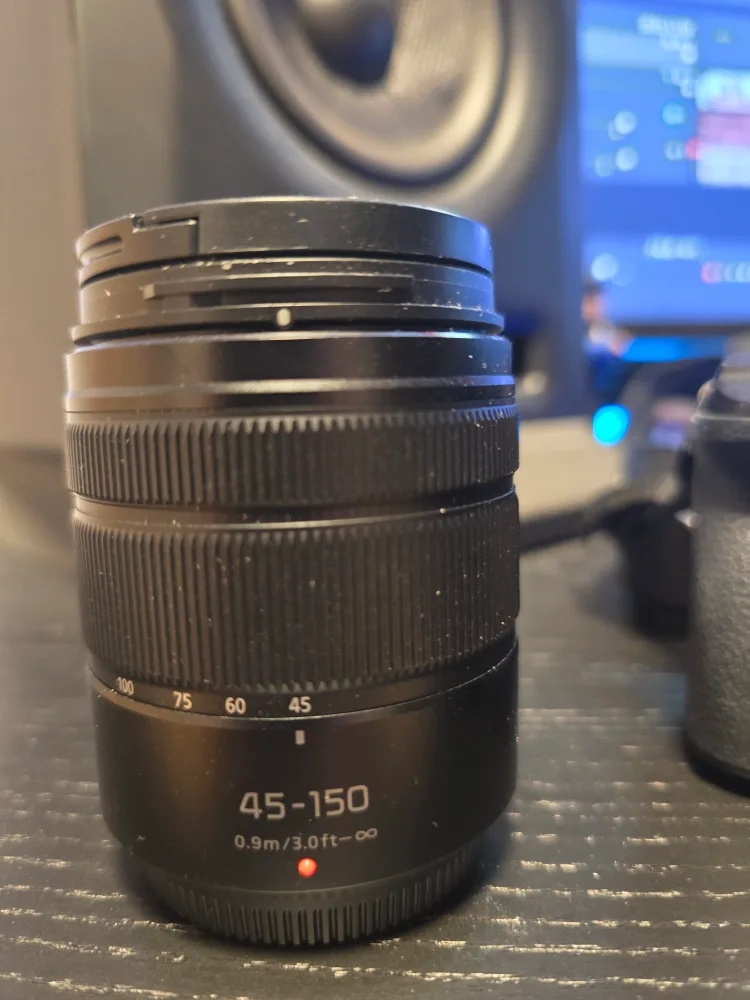 Lumix G Camera with 45-150mm Lens and 14-42 Lens image indicator(4)