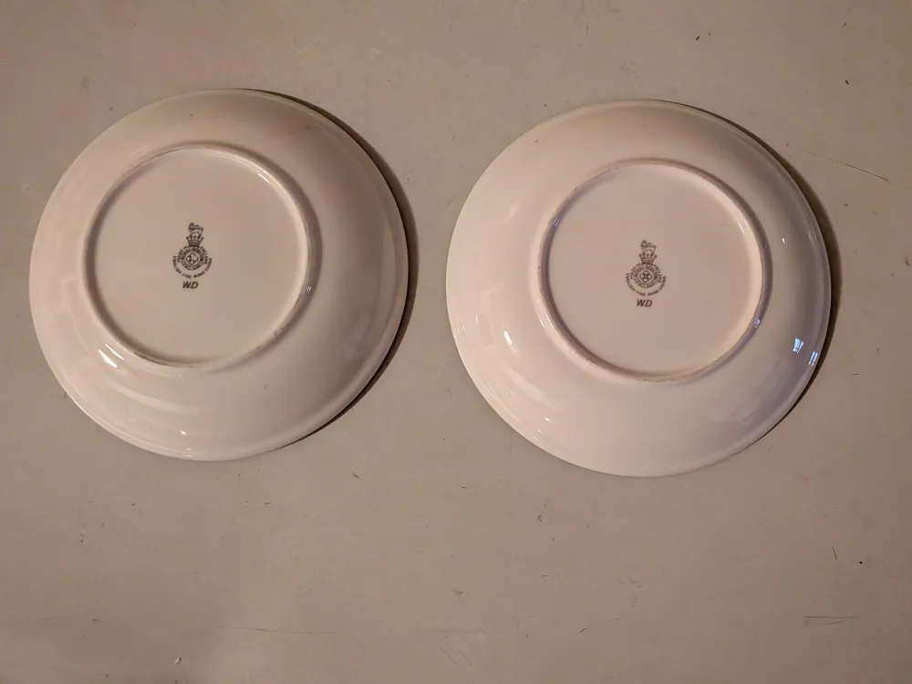 Royal Doulton England Floral Patterned Plates (2) image indicator(4)