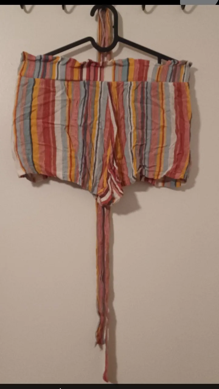 Striped Tie-Waist Shorts - Size S image indicator(2)