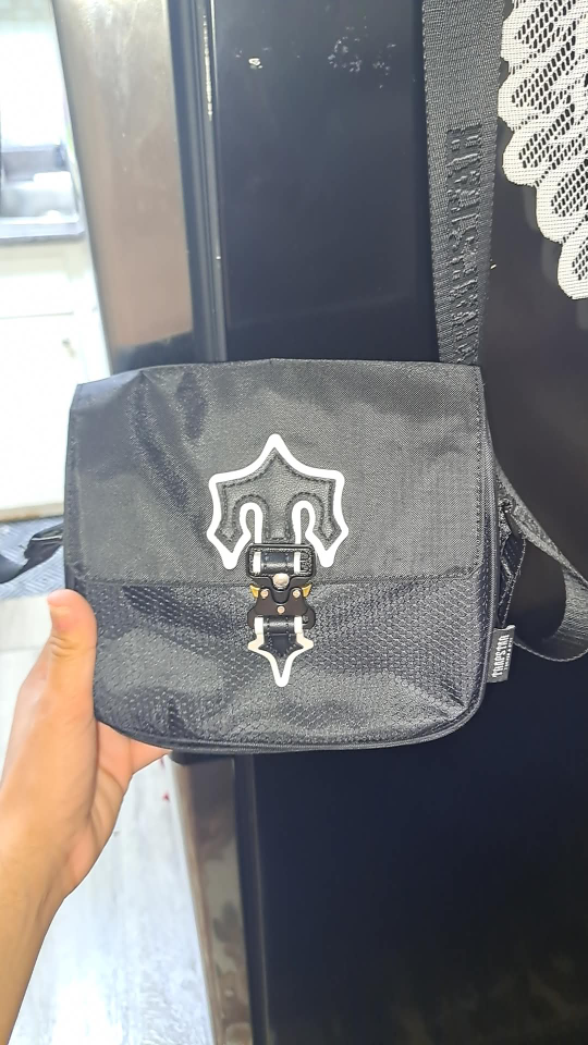 Trapstar London Black Irongate T Bag