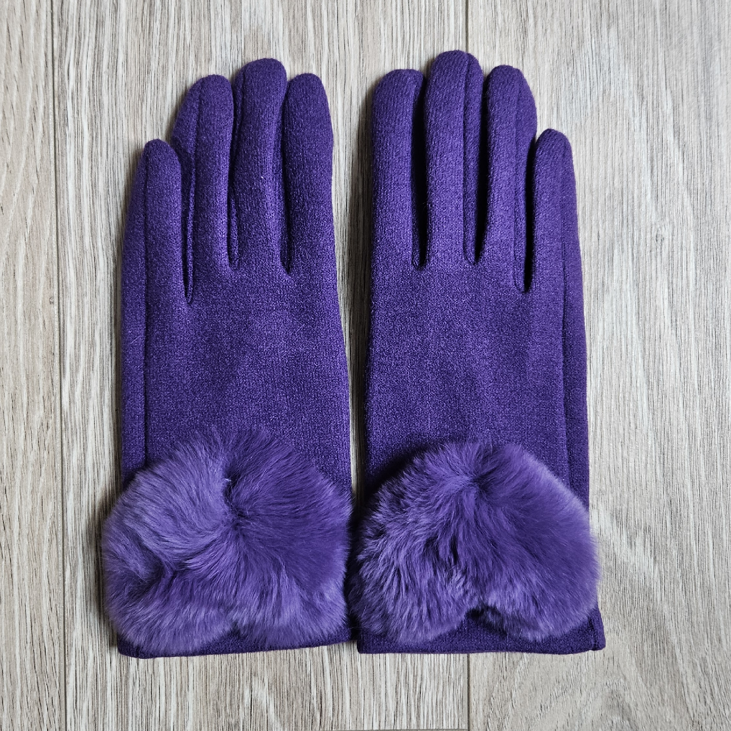 Cute gloves, new without tags