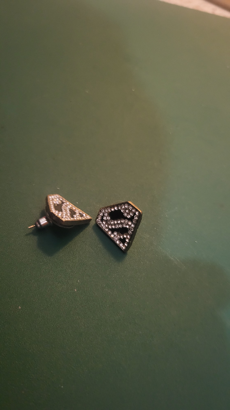 Superman Logo Stud Earrings - photo 3