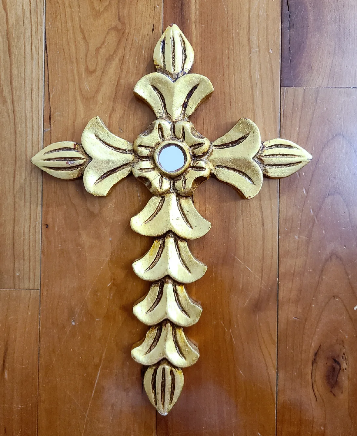 Gold Decorative Wall Cross thumbnail