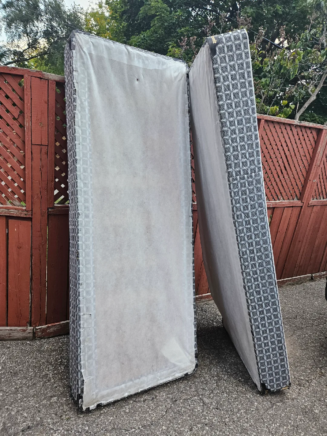 Queen Split Box Spring image indicator(4)