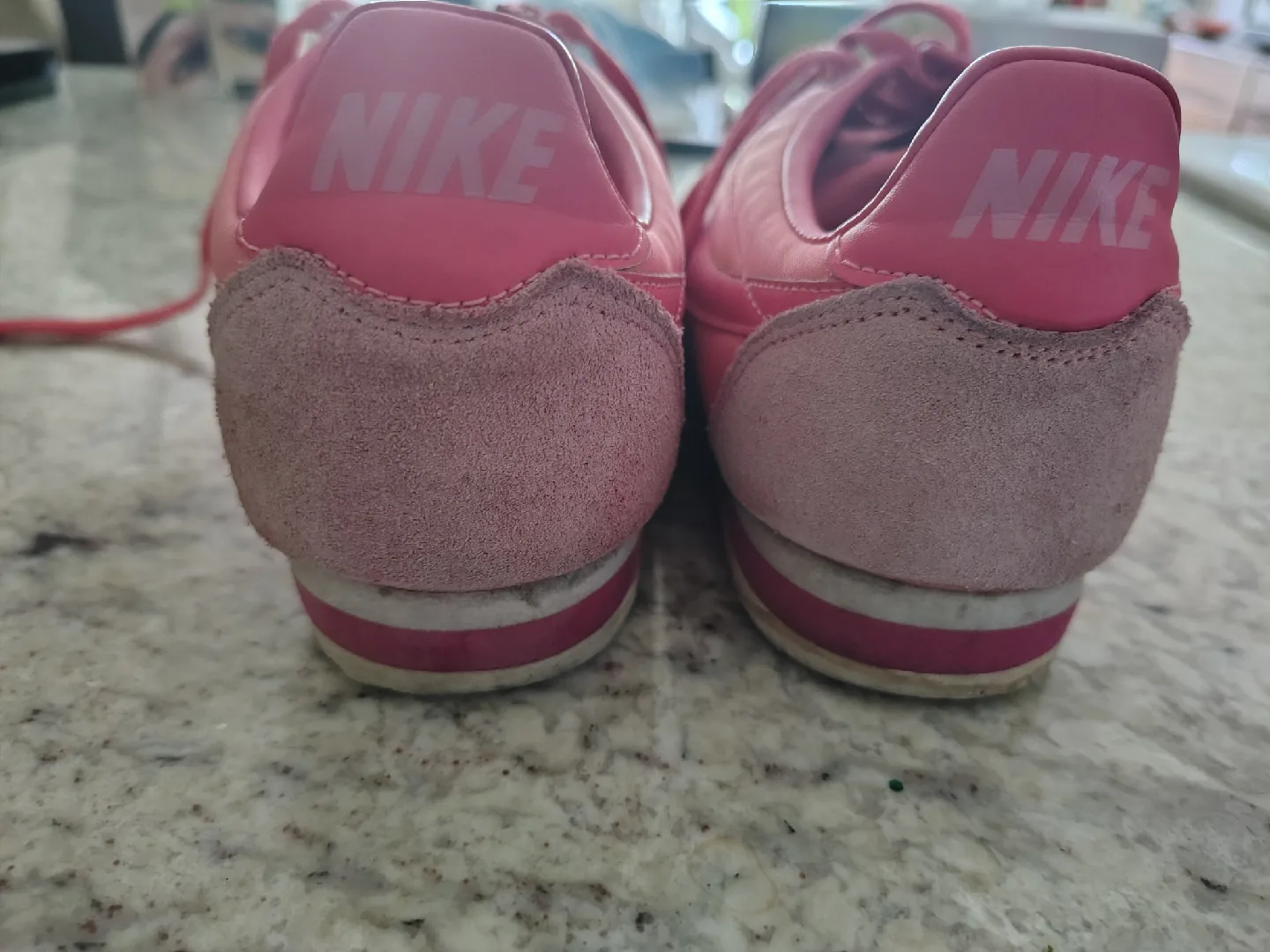 Nike Cortez pink shoes, US size 7 image indicator(4)
