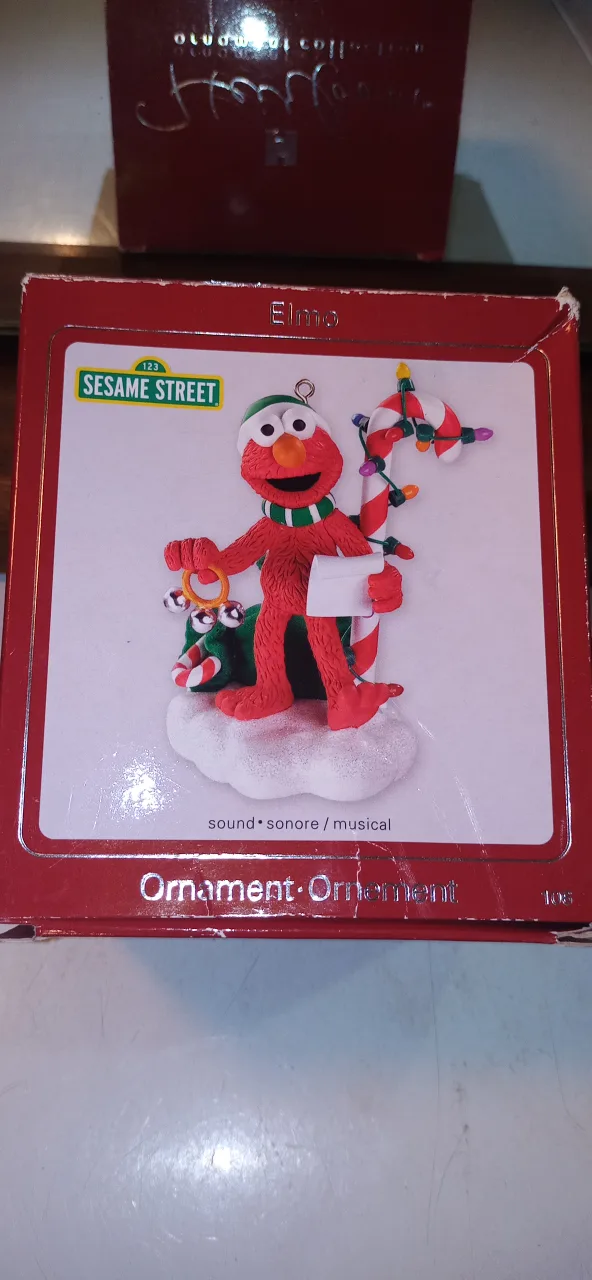 Hallmark Keepsake Elmo Ornament thumbnail